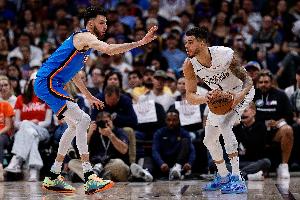 波特：除库里没谁的投篮一定比我强 我和KD是在紧逼下出手最多的